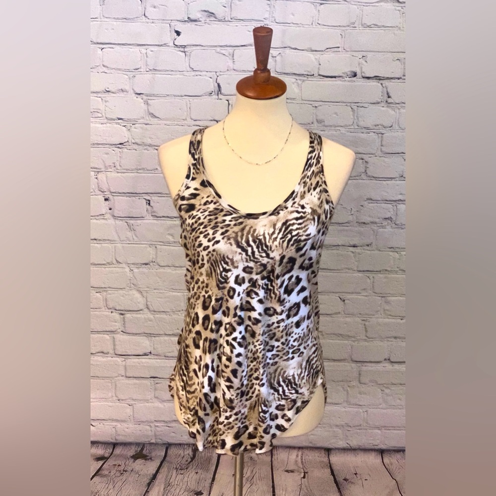 Leopard racer back sleeveless top. New